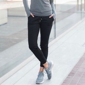 Zyia unwind joggers